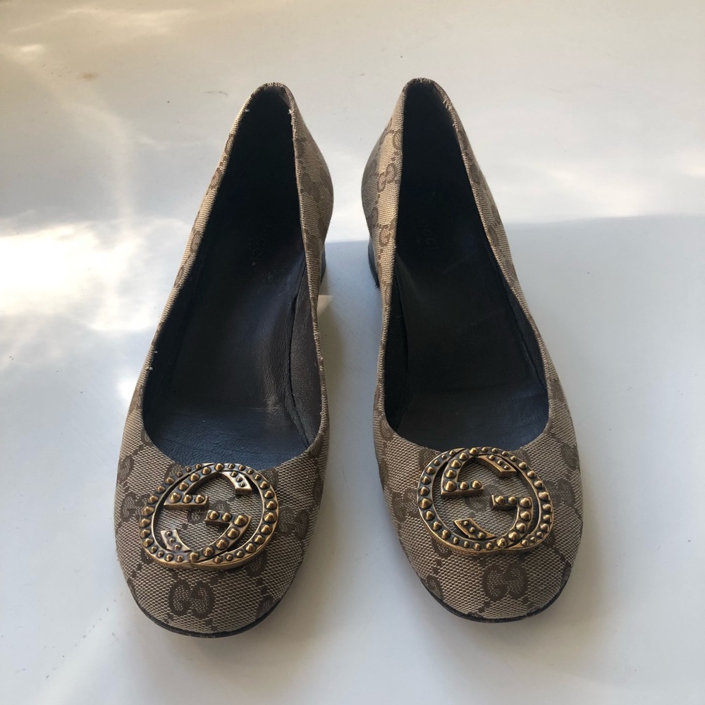 Gucci Brown Canvas Monogram small heel